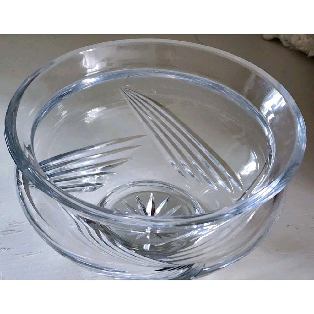 Montruex 24% Lead Crystal Footed Bowl with Stand  5.5"H, 8 1/8" W - Picture 5 of 11